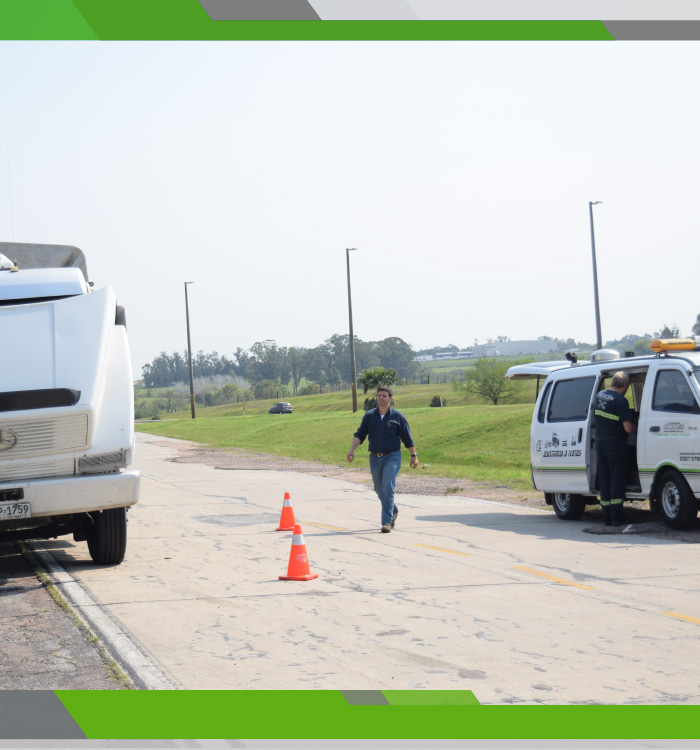 Automecánica Cabalén - Mantenimiento y asistencia a flotas de vehículos